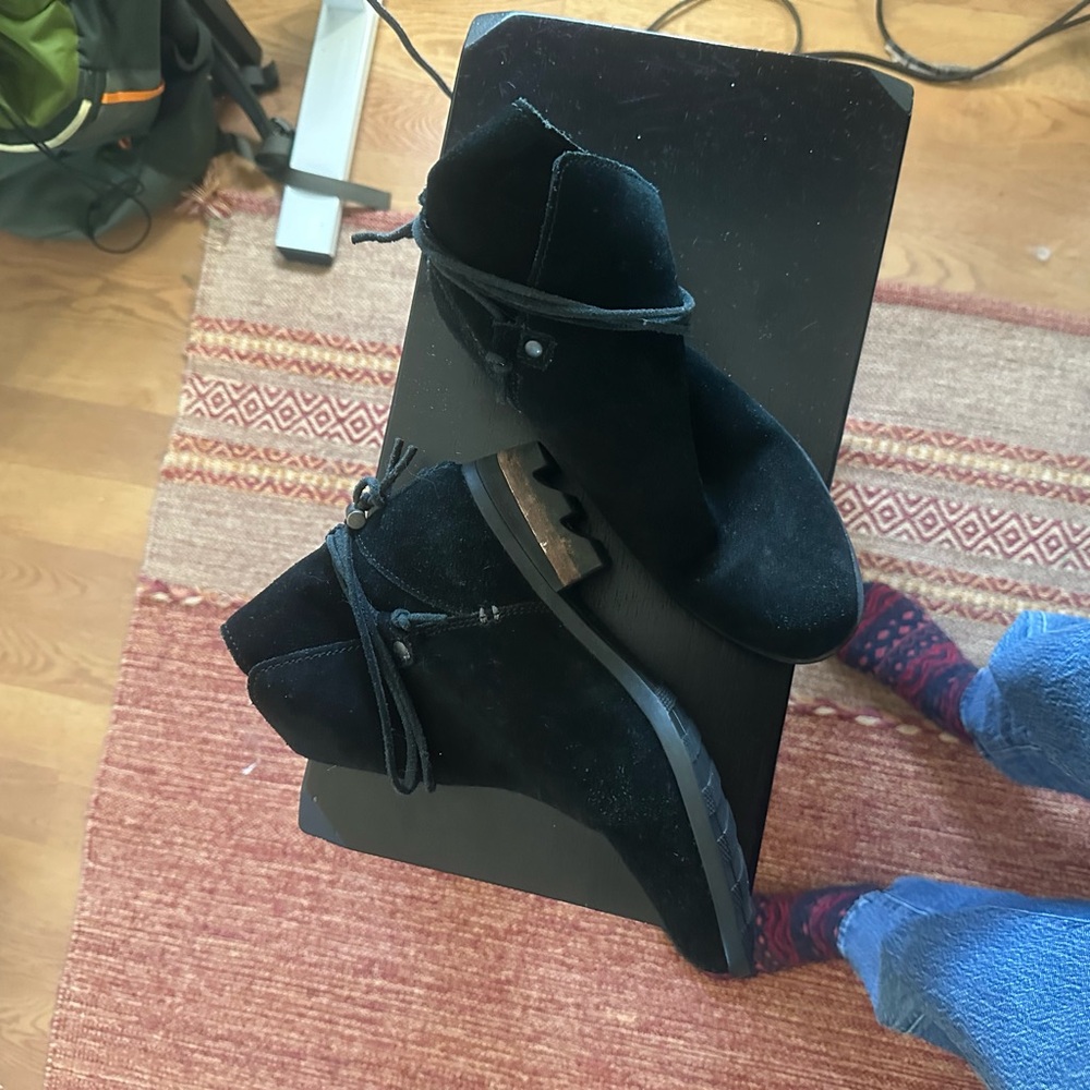 Sorel Black Suede Boots